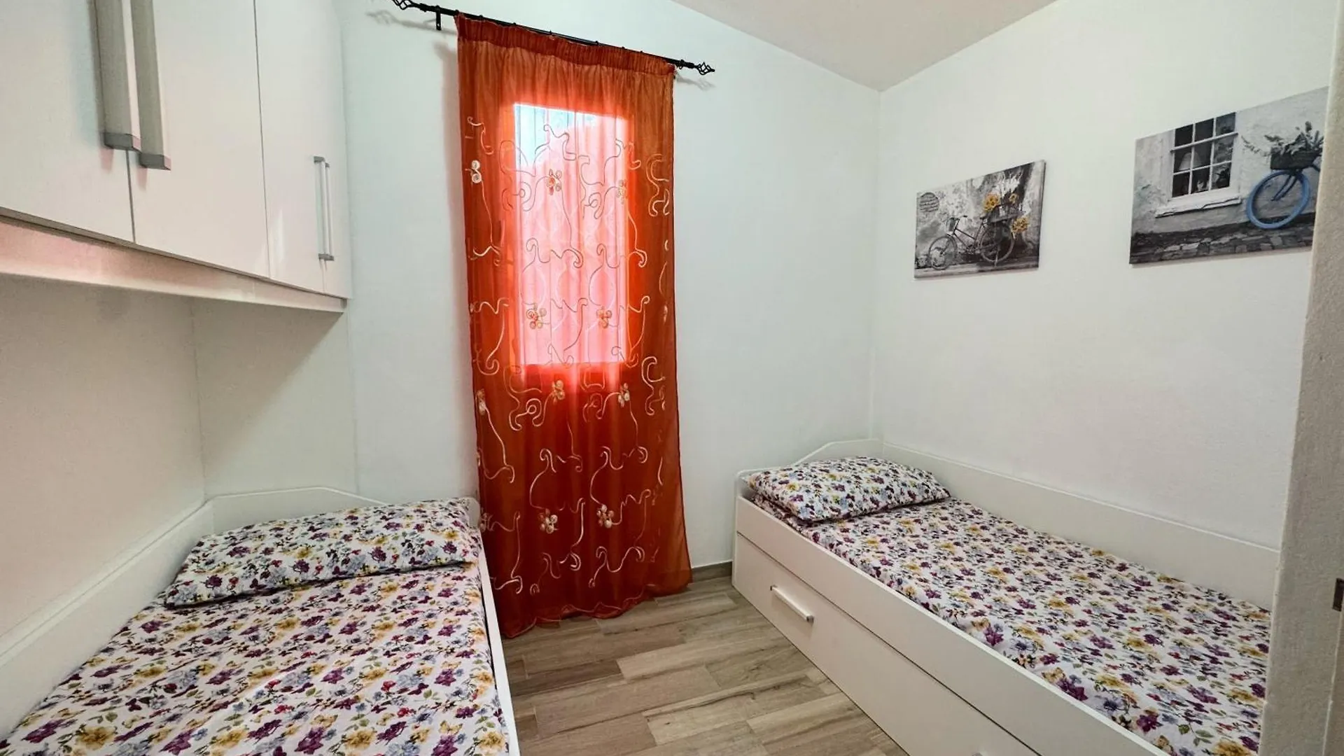 Villa Bouganville بيبيوني
