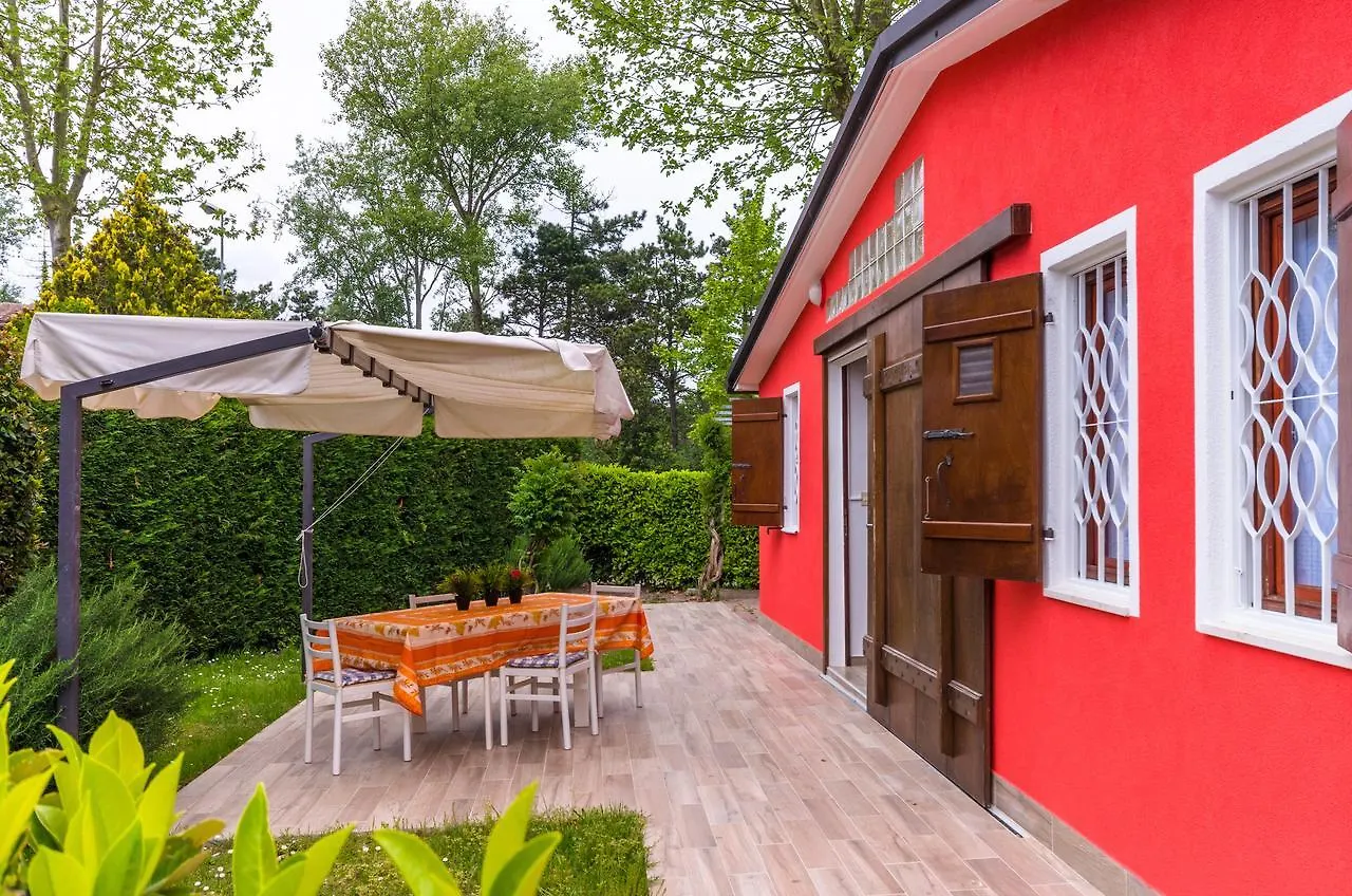 Villa Bouganville بيبيوني إيطاليا